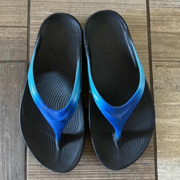 Women's Oofos OOlala Thong Sandal size 5 - Picture 4 of 10